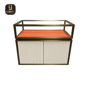 Solución Personalizada de Exhibición de Joyería LED con Diseño Moderno, Desde Concepto 3D Hasta Instalación Global ODM para Tiendas Emblemáticas - Product Image 6