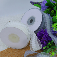 Usine directe 25mm ruban à volants blanc mousseline de soie et organza Satin motif solide gâteau de mariage et chaise dos décor emballage cadeau