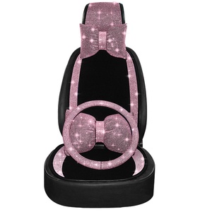 Coussin de siège arrière de voiture monobloc en flanelle rose orné de diamants, style déesse, célèbre sur internet, pour longs trajets, vente en gros - Product Image 3