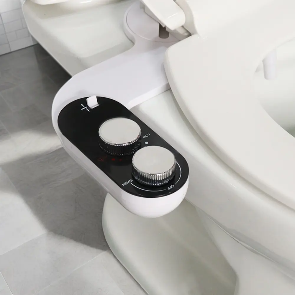 Bidet de toilette d'eau froide et chaude Fixer le bidet d'eau chaude Auto-Clean Buse unique Non-Electric Wc mécanique Bidet fixation