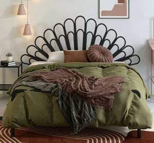 Black Metal <b>Bed</b> <b>Frame</b> Curved Headboard <b>Platform</b> <b>Bed</b> <b>Frame</b> Modern Bedroom Furniture - Product Image 1