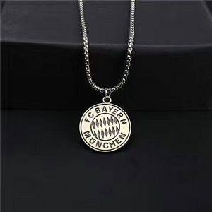 Collier Pendentif Football Barcelone Juventus Real Madrid Paris Saint-Germain Charme Souffle de Bébé pour Homme - Product Image 3
