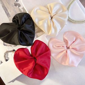 Serre-tête ajustable en satin élégant pour femme, couleur unie, forme cœur, accessoire chouchou surdimensionné - Product Image 2