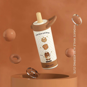 Bouteille d'eau isotherme portable en acier inoxydable de 650 ml pour enfants, avec poignée et couvercle à paille, motif dessin animé mignon - Product Image 4