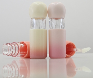 Chất Lượng Cao Nhãn Hiệu Riêng Lip Gloss Ống Giá Tốt Nhất Dễ Thương Màu Hồng Lip Dầu Ống Đáng Yêu Hình Dạng Độc Đáo Ống Nhựa - Product Image 1