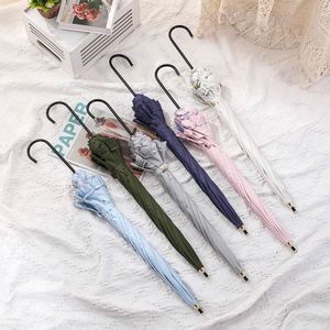 Parapluie Coréen Anti-UV UPF50+ à Long Manche en Plastique Coloré, Style Fleur de Lys, Idéal pour les Voyages - Product Image 1