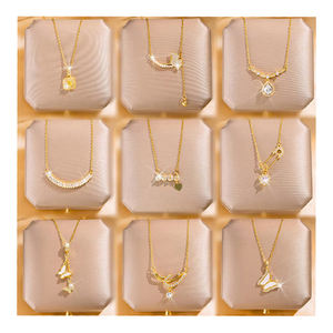 Collier Pendentif Cœur en Acier Inoxydable Plaqué Or 18 carats avec <span class=keywords><strong>Perle</strong></span> et Zircon, Nouvelle Collection, Vente en Gros, pour Femme, Motif Fleur et <span class=keywords><strong>Lettre</strong></span> CZ, Idéal Cadeau - Product Image 1