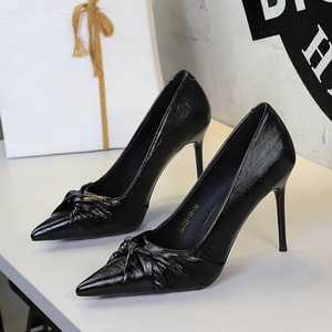 <b>Womens</b> <b>Black</b> Leather Pumps Pointed Toe Stiletto High <b>Heels</b> With Knot Detail on Formal <b>Shoes</b> for Office Party - Product Image 1