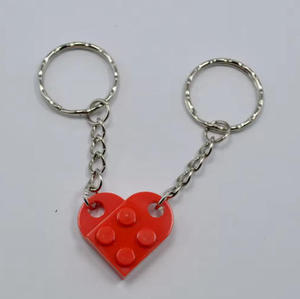 <span class=keywords><strong>Porte</strong></span>-clés en forme de cœur en briques colorées bon marché promotionnel Cadeau de mariage pour couple 2 pièces assorties Tendance de la mode <span class=keywords><strong>Porte</strong></span>-clés en forme de cœur pour petite amie - Product Image 5