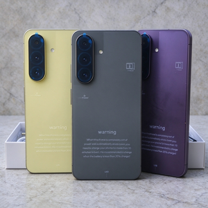 สมาร์ทโฟน A56 5G รุ่น 24GB+1TB ของใหม่แกะกล่อง เวอร์ชัน Global หน้าจอขนาดใหญ่ 7.0 นิ้ว ชิปประมวลผล Deca Core รองรับซิมคู่ - Product Image 1