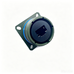 Conector Ethernet RJFTV21G RJ45 Cat5e con Magnéticos, Tamaño 21 MIL-DTL-38999, Carcasa Roscada, IP68 - Product Image 2