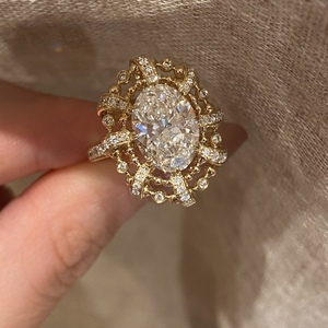 Anello con Diamante Coltivato in Laboratorio da 3 Carati, Stile Retrò, Ovale, 18k Oro Giallo, Purezza D VVS, Bicolore - Product Image 5