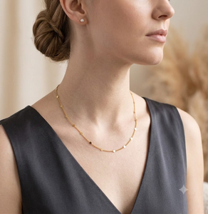 Adornos Brillantes y Elegantes para el Cuello, Chapados en Oro, Minimalistas, Tipo Gargantilla, Hechos con Cadenas Delgadas y Finas - Product Image 4