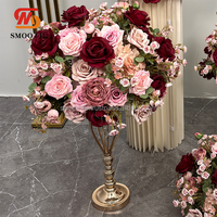 {"defaultLocale":null,"langAndValueMap":{"fr_FR":{"autoTranslate":true,"value":"Boule florale artificielle en soie de couleur automnale rustique et élégante pour centre de table de mariage","translateEngineVersion":"AE_TRANS"}}}