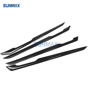 Bandes de panneau de porte en fibre de carbone sèche, garniture de couverture, accessoires intérieurs de voiture pour VW <span class=keywords><strong>Golf</strong></span> 8 MK8 GTI GTE <span class=keywords><strong>GTD</strong></span> R Line 2020 2021 <span class=keywords><strong>2022</strong></span> - Product Image 4