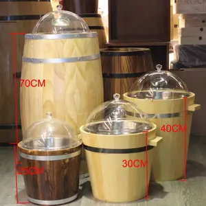 ถังเก็บไวน์ทรงกระบอกใหญ่ทำจากไม้
