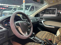 Changan Yuxiang V7 modèle 2016, 1.6L automatique, type Fun, norme Euro V, voiture à essence d'occasion haute performance, conduite à gauche, 4 portes