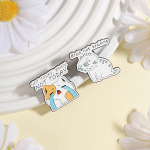Broche de gato esmaltado con diseño de gato llorón y la frase 'Hoy no', estilo 'Brain Not Brainning', insignia de solapa, joyería humorística con cita de trabajo, regalo - Product Image 3