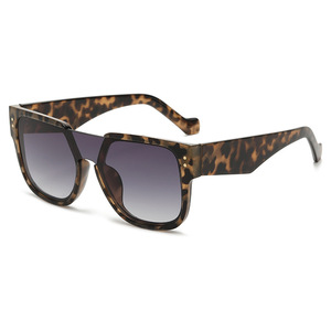 Elegantes Gafas de Sol Cuadradas de Una Pieza con Lentes Grandes para Mujer, Diseño Moderno, de Lujo - Product Image 1