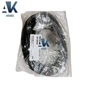 Câble de contrôle pour lecteur de codes-barres et QR Code Keyence OP-88309 authentique, connecteur D-Sub 9 broches à angle droit, 10 m, avec garantie d'un an - Product Image 1