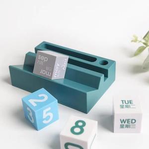 Promotion Gifts Desk Block Calendar With Pen Holder