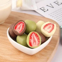 Japan Sweets Exotic Snacks Confectionery Matcha Chocolate Coated Strawberries Freeze Dried Fruit Candy