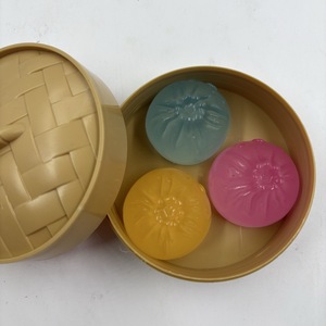 Jouet anti-stress portable en forme de chignon mystère diamanté, texture mousse douce, idéal pour la maison, le bureau, les voyages et l'école - Product Image 4