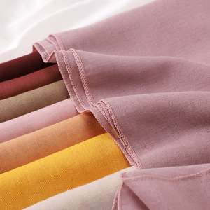 卸売プレミアムモーダルシフォンHijabスカーフ女性用プリントデジタルコットンジャージーショール最新スタイルTudung Bawalヘッドスカーフ - Product Image 3