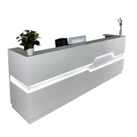 Comptoir de réception de bureau extensible blanc moderne de luxe pour hôtels et centres commerciaux, conception pour deux personnes