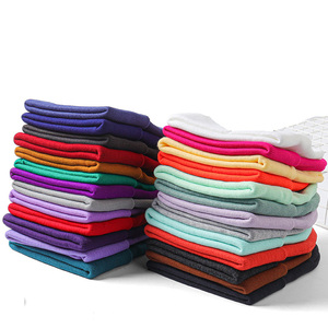 Bonnet unisexe tricoté 100 % acrylique, haut de gamme, à revers, avec logo brodé personnalisé, prix d'usine, faible MOQ, pour l'hiver - Product Image 3
