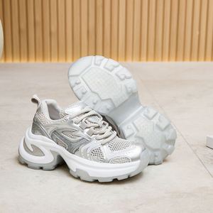 Zapatillas Deportivas Transpirables de Malla Plateada para Mujer, Zapatos de Plataforma con Suela Gruesa de Moda para el Verano 2026, Ligeros y de Suela Suave para Deporte Casual - Product Image 2
