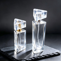 Flacons de parfum en stock, col de 15 mm, 30/50 ml, en verre transparent, vides, rechargeables, forme triangulaire, vente en gros