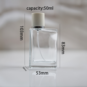 Venta Caliente: Envase LK de 50 ml, Rectangular, Transparente, con Cuello de Plástico Negro, Etiquetas Impresas en Serigrafía, Botella de Perfume en Spray - Product Image 5