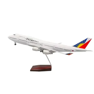 Avión grande de plástico para pasajeros, modelo de avión de plástico, Led, China, 747-400, de Corea, 1/150