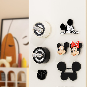 Minuteur de cuisine Mind Creation 30 min mécanique magnétique avec design Mickey Mouse pour utilisation sur réfrigérateur - Product Image 1