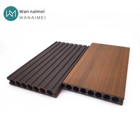 Revêtement de sol extérieur écologique Revêtement de sol composite anti-corrosion en bois-plastique pour espaces de balcon Parquet co-extrudé étanche en PE