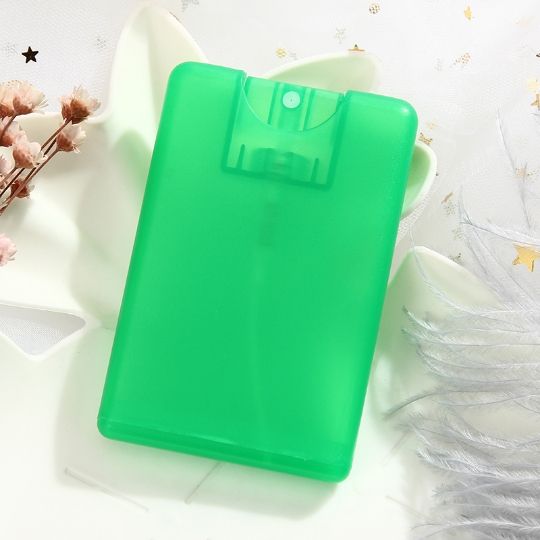 สีเขียว