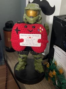 Cadeau pour mari : Contrôleur de jeu en crochet « Busy Gaming Life » – Cadeau positif pour la Saint-Valentin ou la fête des pères - Product Image 2