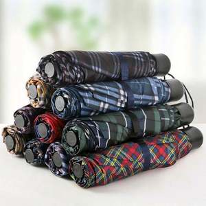 Paraguas Plegable de Tres Pliegues, Económico, de Fabricante Chino, al por Mayor, Promocional, con Impresión de Logotipo Personalizado - Product Image 4