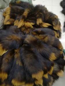 Grossiste d'usine <span class=keywords><strong>en</strong></span> Chine, grand et moelleux porte-clés <span class=keywords><strong>en</strong></span> queue de renard véritable, jouets de cosplay, grandes queues de renard bleues naturelles, pendentif pour sac - Product Image 6