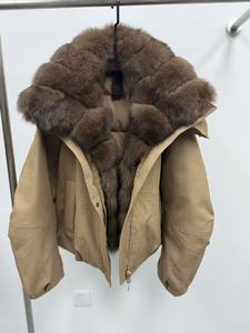 OUDINA Nuovo Stile di Alta Gamma, <span class=keywords><strong>Cappotto</strong></span> Corto e Ampio con Collo in <span class=keywords><strong>Pelliccia</strong></span> di Volpe, Imbottito in Piuma d'Oca Bianca, Parka Invernale, Giacca Puffer da Donna - Product Image 2