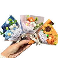 Mini bouquet de fleurs artificielles en crochet tricoté, petites fleurs fraîches pour un cadeau de la Saint-Valentin