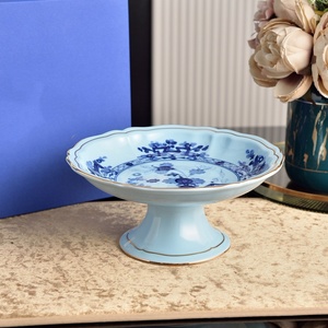 Wholesale Retro Classic Porcelain High Footed Fruit Platter Eco-Friendly Customizable for Weddings and Party - Product Image 2