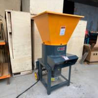 Pulvérisateur de foin compressé haute efficacité, sans déballage manuel, pour la production de fourrage pour bovins, ovins et volailles
