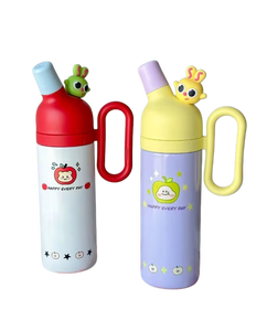 Borraccia Sportiva a Prova di Perdite con Cannuccia, Grande Capacità, Design Cartoon, Alta Qualità, Portatile per Escursioni e Tour, La Mia Bottiglia Preferita - Product Image 4