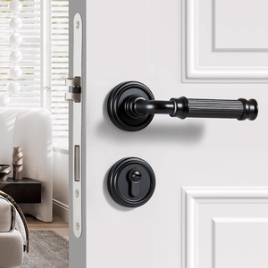 Poignée de porte moderne en alliage de zinc à <span class=keywords><strong>prix</strong></span> <span class=keywords><strong>d</strong></span>'usine, noire, avec serrure silencieuse et clés, pour chambre, salle de bain, maison, bureau, hôtel, villa - Product Image 2