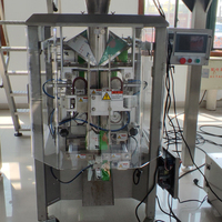 Automatische verticale verpakkingsmachine met 10-kops multihead weegsysteem voor noten en gedroogd fruit