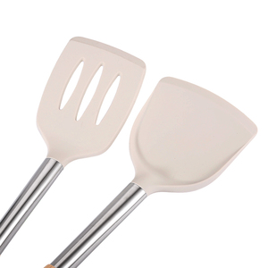طقم أدوات مطبخ من السيليكون غير اللاصق من Manjia بمقبض خشبي لإكسسوارات الطبخ - Product Image 6