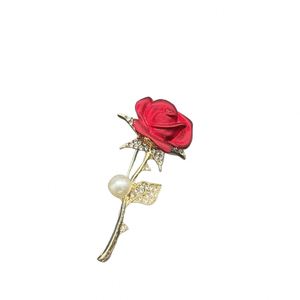 Elegant Minimalist Brooch Stylish Lapel <b>Pin</b> for Gifting 3.Fashion Design Brooch Minimalist Elegant Accessory Gift - Product Image 3