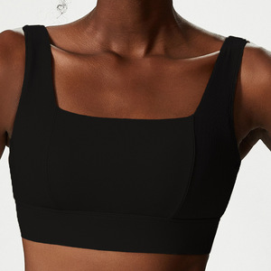 Venta al por mayor de retales acanalados cuello cuadrado acolchado fijo de una pieza ajustable yoga tops mujeres gimnasio fitness Sujetador deportivo - Product Image 6